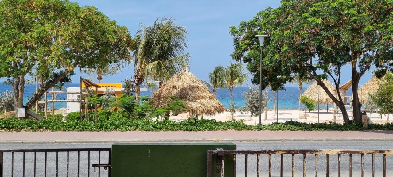 Studios With Beautiful Sea View Willemstad Exterior foto